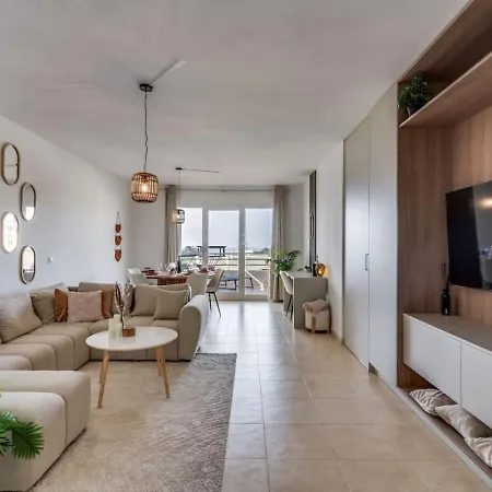 Ultimate - Scenic 2br Haven Breathtaking Sea And Garden Views Apartamento Estepona